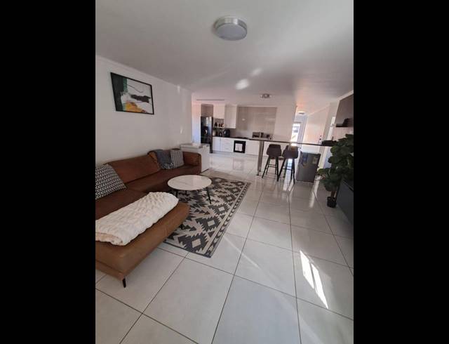 4 BEDROOM HOUSE FOR SALE IN POMONA AH